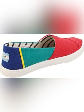 TOMS Alpargata Slip-On in Red/Teal/Blue
Sz 9